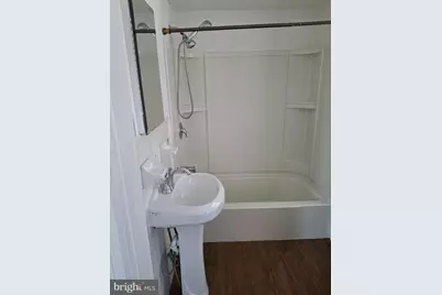 212 E Broad Street #2, Burlington, NJ 08016 - Photo 6