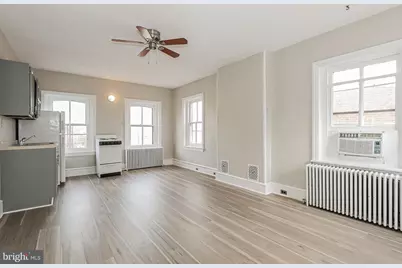 212 E Broad Street #3, Burlington, NJ 08016 - Photo 8