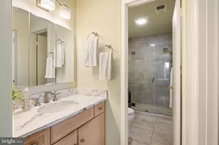 24 W Bluebell Ln, Mount Laurel, NJ 08054 - Photo 16