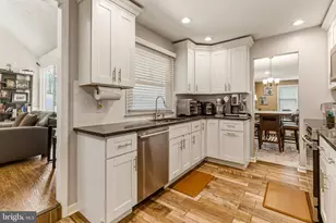 17 Concord Rd, Marlton, NJ 08053 - Photo 14