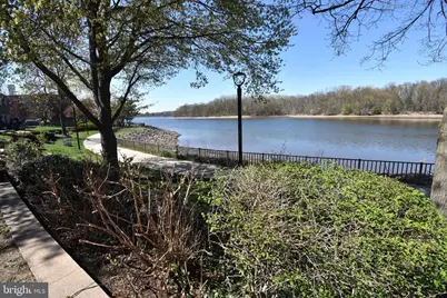 333 E Pearl Street #9, Burlington, NJ 08016 - Photo 6