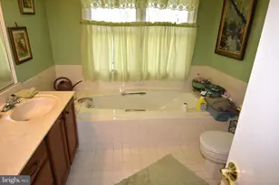 333 E Pearl St, Burlington, NJ 08016 - Photo 20