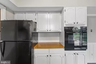 111 Edge Ln, Willingboro, NJ 08046 - Photo 18