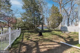 105 County Ave, Maple Shade, NJ 08052 - Photo 18