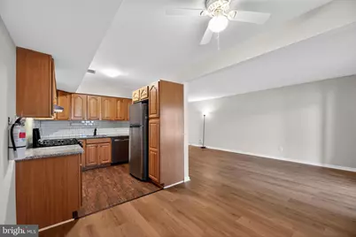 411 Stiles Avenue #B-11, Maple Shade, NJ 08052 - Photo 10