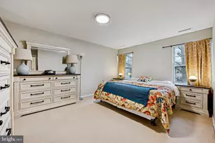 112 Village Ln, Mount Laurel, NJ 08054 - Photo 12