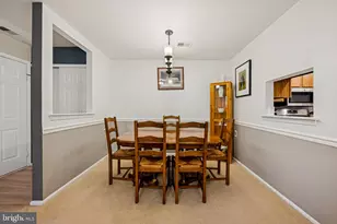 112 Village Ln, Mount Laurel, NJ 08054 - Photo 6