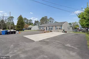233 Cherokee Dr, Browns Mills, NJ 08015 - Photo 2