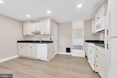 19 Pleasant Street, Southampton, NJ 08088 - Photo 4