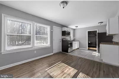 17 Bonnie Lane, Willingboro, NJ 08046 - Photo 2