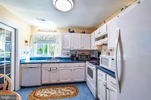 20 Cotherstone Dr, Southampton, NJ 08088 - Photo 6