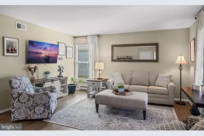 47 S Westminster Drive S, Southampton, NJ 08088 - Photo 4