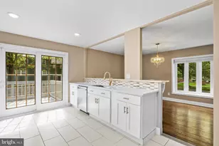 122 Oxford Pl, Mount Laurel, NJ 08054 - Photo 10