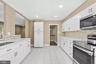122 Oxford Pl, Mount Laurel, NJ 08054 - Photo 14