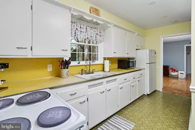 9 Woodland Road, Bordentown, NJ 08505 - Photo 18