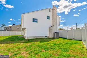 501 E Franklin Ave, Edgewater Park, NJ 08010 - Photo 2