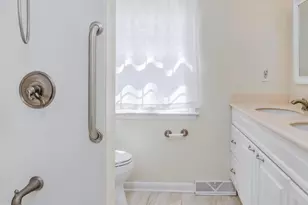 501 E Franklin Ave, Edgewater Park, NJ 08010 - Photo 18