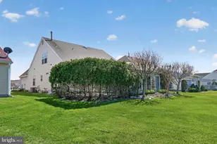 152 Indigo Dr, Mount Laurel, NJ 08054 - Photo 4