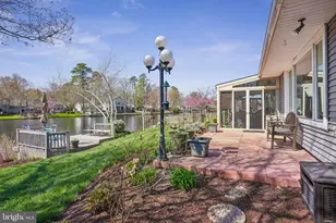 37 N Lakeside Dr W, Medford, NJ 08055 - Photo 22