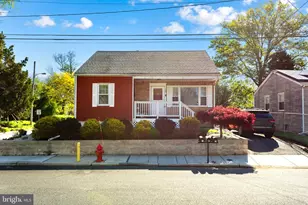 19 Francis St, Wrightstown, NJ 08562 - Photo 2