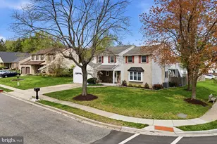 1 Yardley Ct, Mount Laurel, NJ 08054 - Photo 2