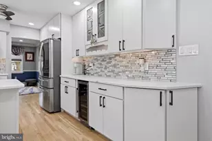 1 Yardley Ct, Mount Laurel, NJ 08054 - Photo 6