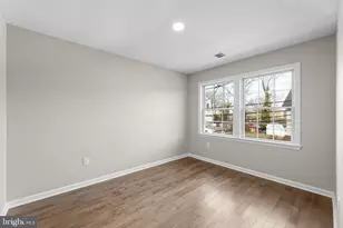 32 West St, Bordentown, NJ 08505 - Photo 26