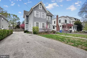 704 Main St, Riverton, NJ 08077 - Photo 2