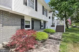 207 Navajo Trail, Browns Mills, NJ 08015 - Photo 4