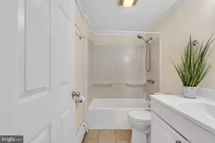 377 Jacobstown Cookstown Rd, Wrightstown, NJ 08562 - Photo 18