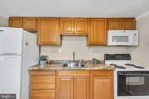 377 Jacobstown Cookstown Rd, Wrightstown, NJ 08562 - Photo 12