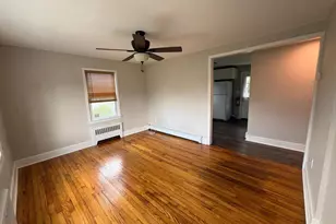 9 Butts Ave, Bordentown, NJ 08505 - Photo 4