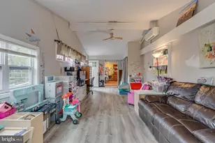 21 S Lakeside Dr W, Medford, NJ 08055 - Photo 24