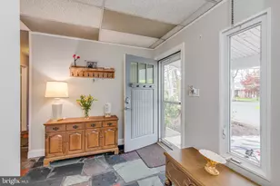 21 S Lakeside Dr W, Medford, NJ 08055 - Photo 4
