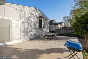 235 W Center Ave, Maple Shade, NJ 08052 - Photo 28