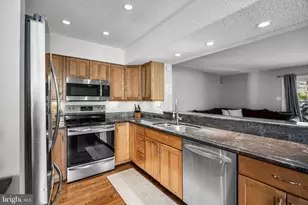 14 Canterbury Ct, Marlton, NJ 08053 - Photo 10