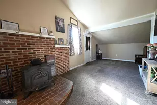 613 Wallace Ave, Florence, NJ 08554 - Photo 12