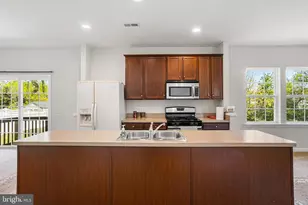409 Pigott Dr, Florence, NJ 08518 - Photo 12