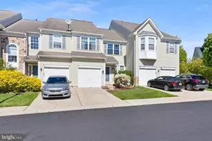 15 Barclay Ct, Bordentown, NJ 08505 - Photo 2