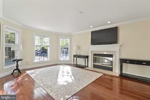 401 Farnsworth Ave, Bordentown, NJ 08505 - Photo 10