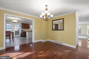 401 Farnsworth Ave, Bordentown, NJ 08505 - Photo 16