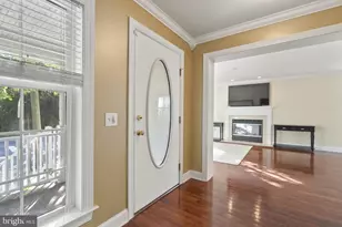 401 Farnsworth Ave, Bordentown, NJ 08505 - Photo 4
