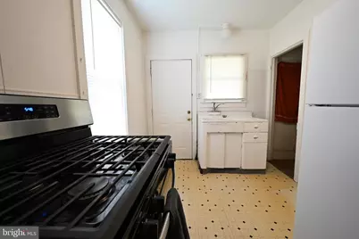 438 W 3rd Street, Florence, NJ 08518 - Photo 4