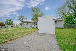 541 Windsor Ave, Maple Shade, NJ 08052 - Photo 4