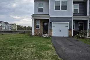 48 Peregrine Way, Burlington, NJ 08016 - Photo 2