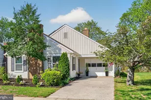 51 Marlborough Dr, Southampton, NJ 08088 - Photo 2