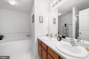16 Farmington Ct, Bordentown, NJ 08505 - Photo 22