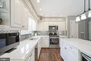 8 Melville Dr, Medford, NJ 08055 - Photo 14
