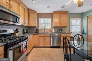 17 Lambeth Rd, Burlington, NJ 08016 - Photo 8