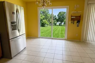35 Pickwick Ln, Willingboro, NJ 08046 - Photo 4